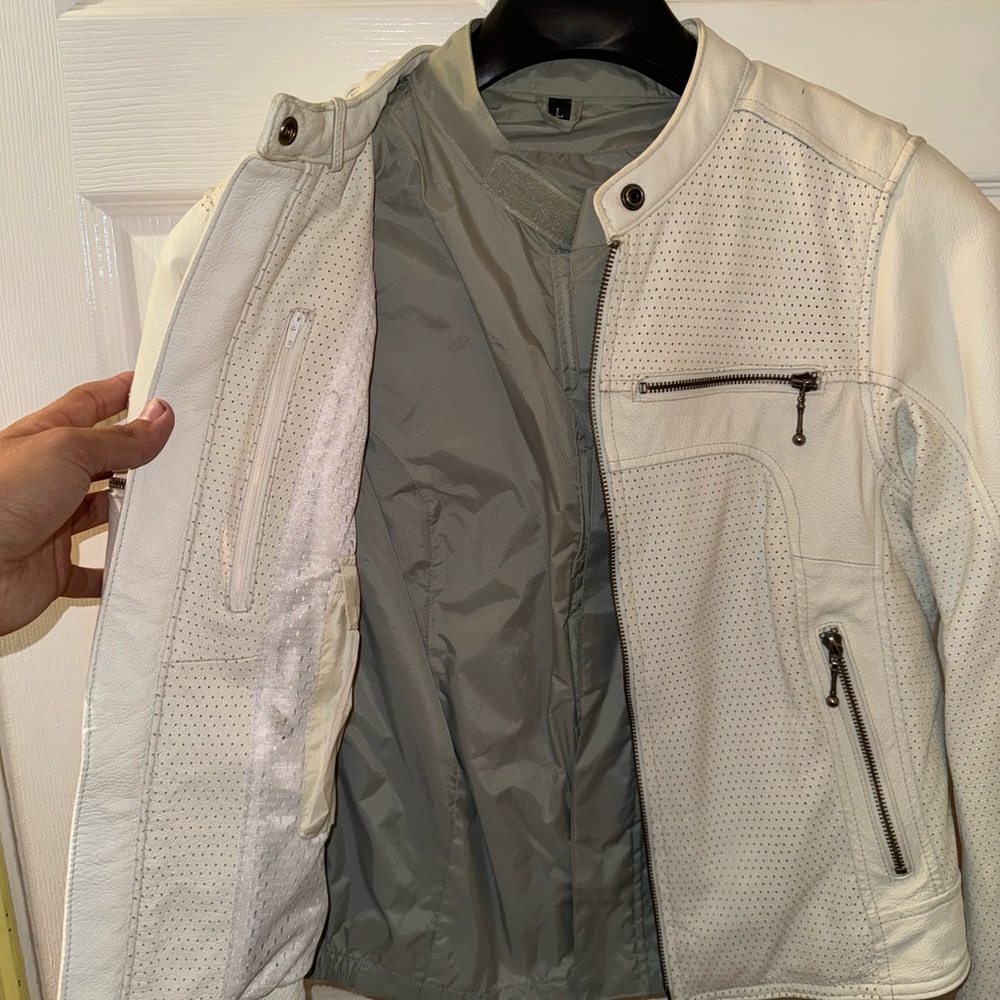 Harley-Davidson Women’s White Perforated Leather Jacket - Picture 3 of 7